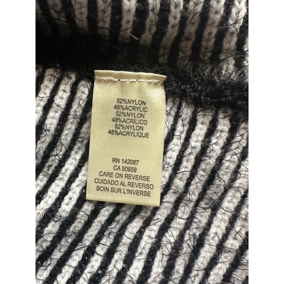 Simply Noelle Fuzzy Moto Cardigan Sweater Size S/M 8-10 - Picture 7 of 9